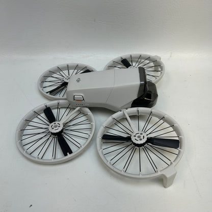 DJI Flip 4K Quadcopter Camera Drone DF1A0424