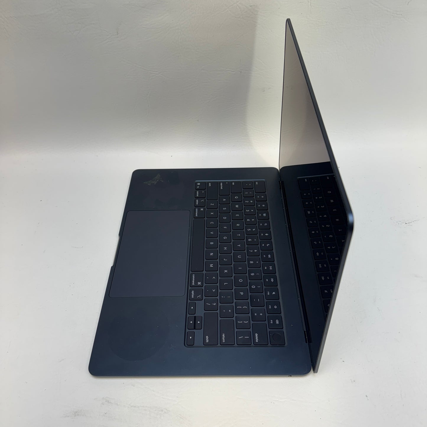 2025 Apple MacBook Air 15" M4 10C GPU 4.5GHz 16GB RAM 256GB SSD MW1L3LL/A