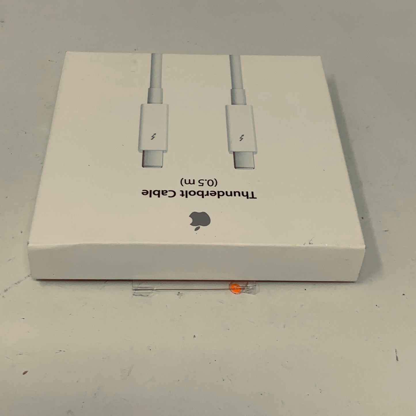 New Apple Thunderbolt Cable 0.5m Thunderbolt Cable MD862LL/A