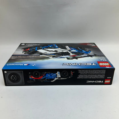 New LEGO BMW M4 GT3 EVO Race Car 42226 TECHNIC Licensed Vehicles 747 pcs