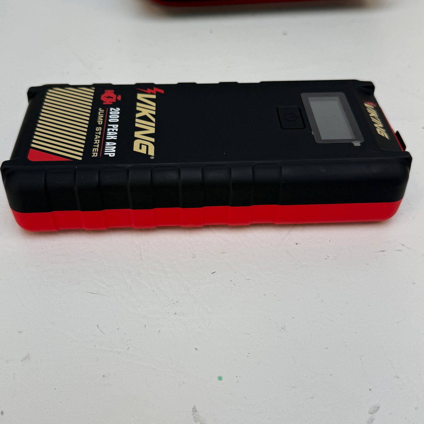 Viking 2000 Peak Amp Lithium-Ion Jump Starter and Power Bank 59491