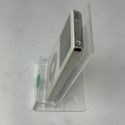 Apple iPod Classic 5th Gen 80GB White MA448LL