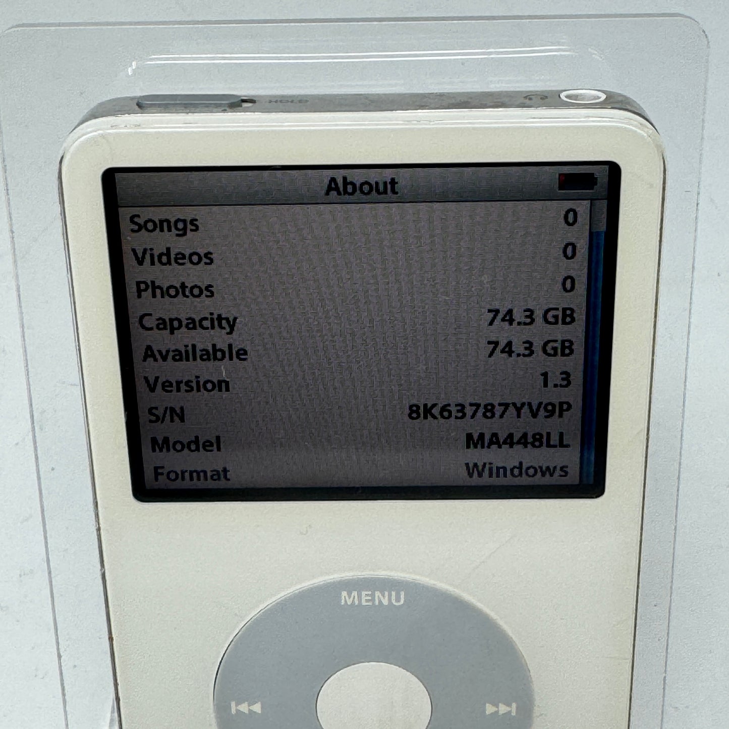 Apple iPod Classic 5th Gen 80GB White MA448LL