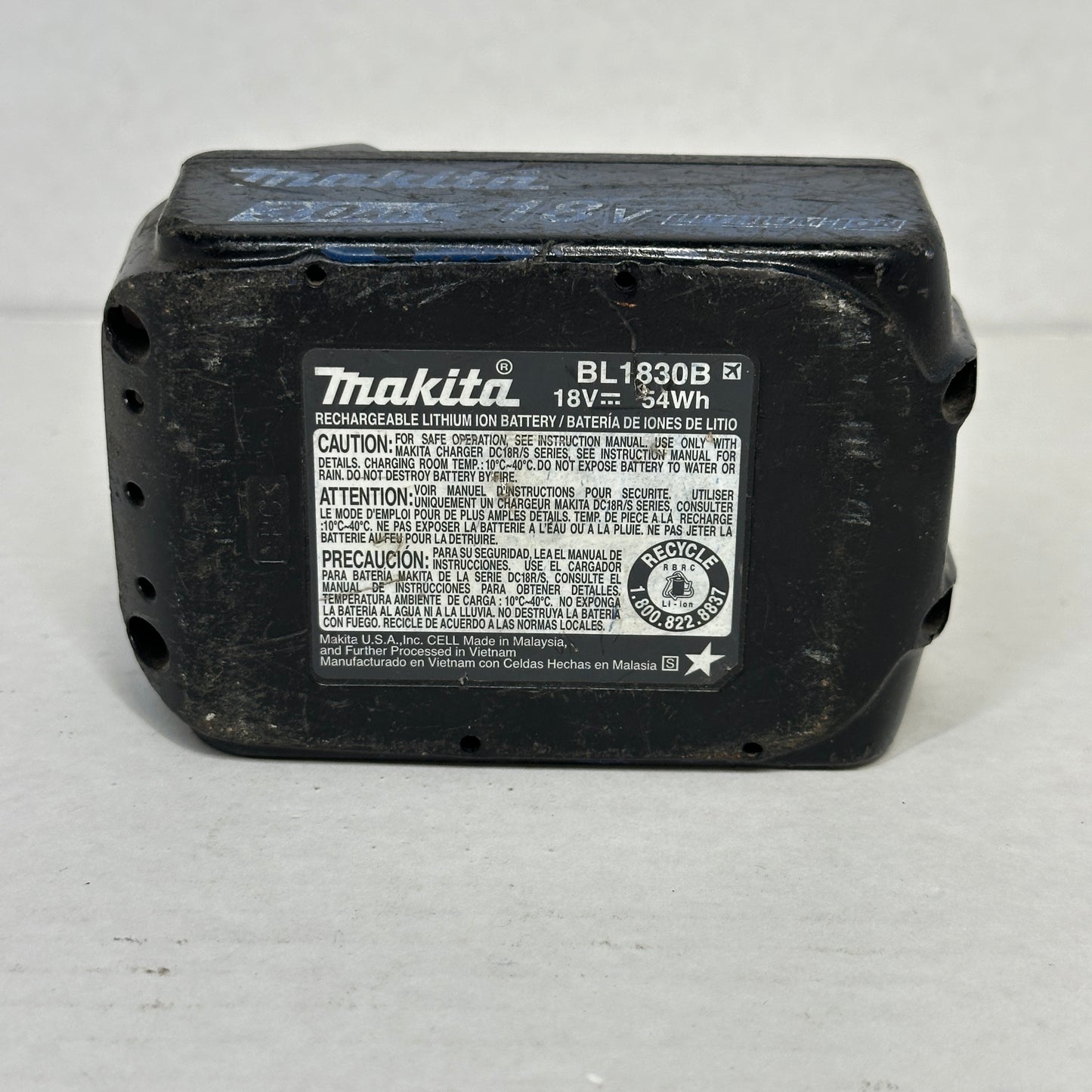 Makita BL1830B 3.0Ah 18V Lithium-Ion Battery