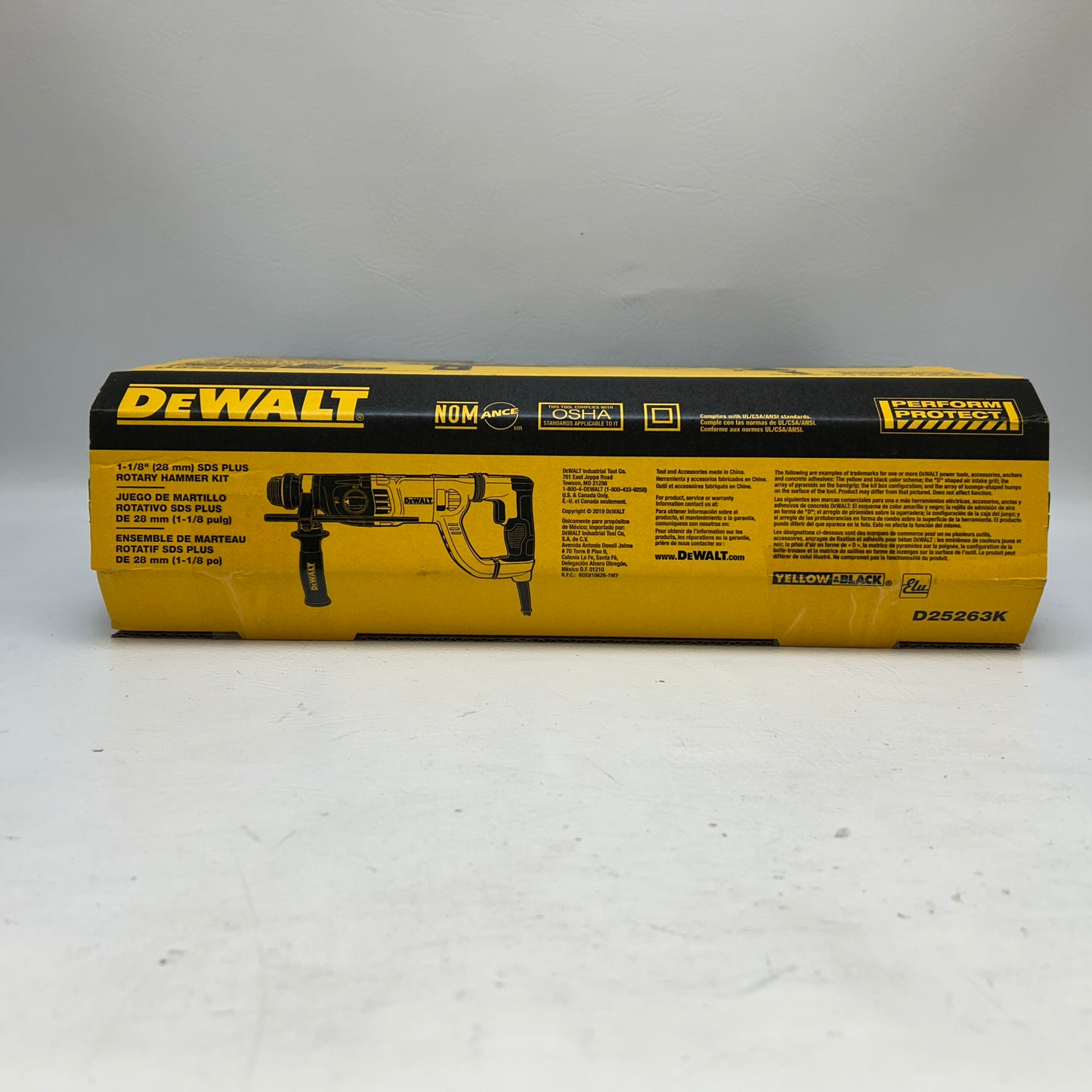 New DeWalt D25263K 1.12 in. D-Handle SDS Hammer Kit with Shocks