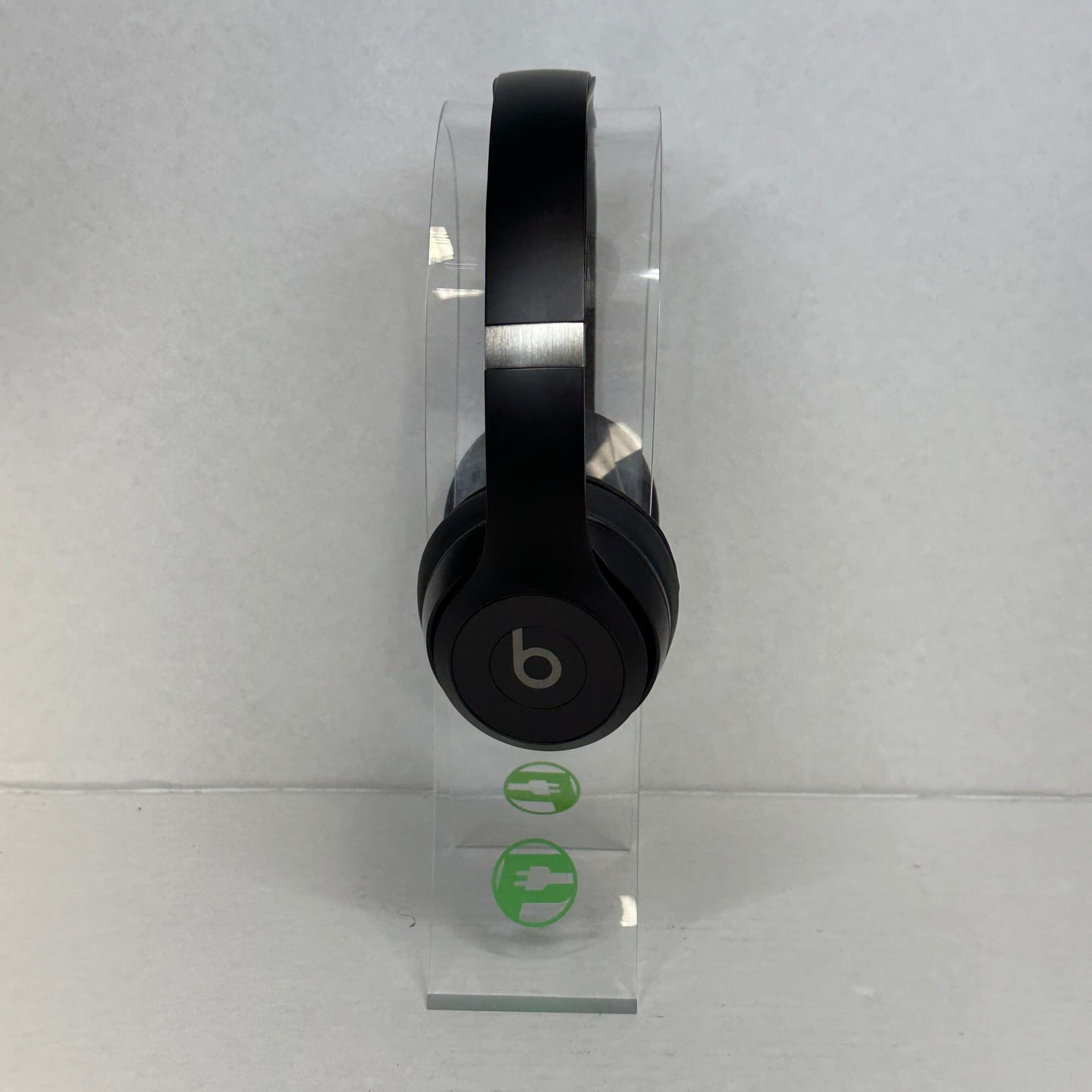 Beats Solo4  Wireless On-Ear Bluetooth Headphones Black A3140