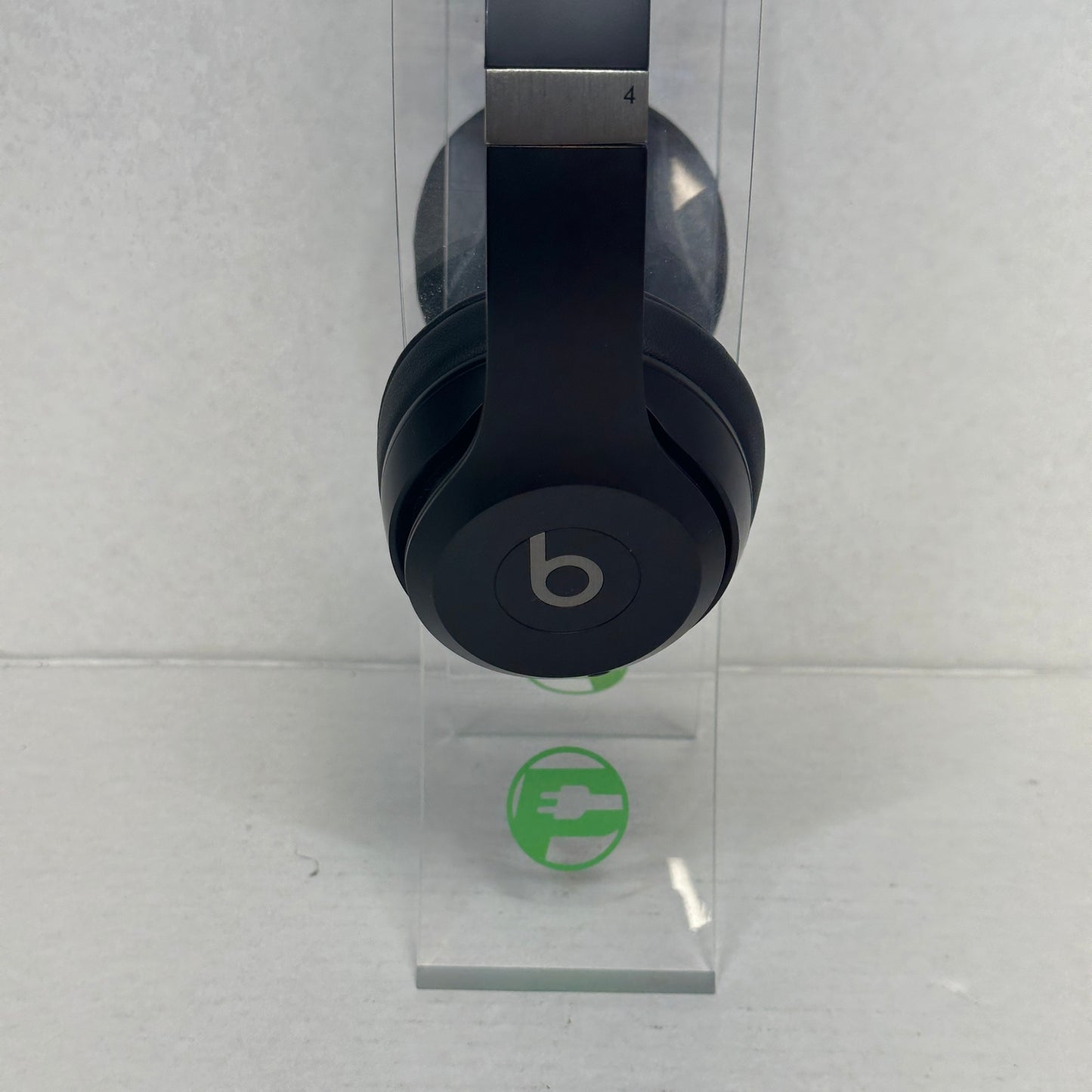 Beats Solo4  Wireless On-Ear Bluetooth Headphones Black A3140