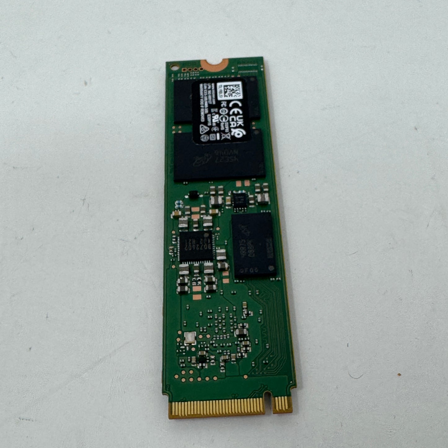 Micron M.2 2280 7450 Pro 960GB NVMe PCIe Gen 4.0 x4 SSD MTFDKBA960TFR