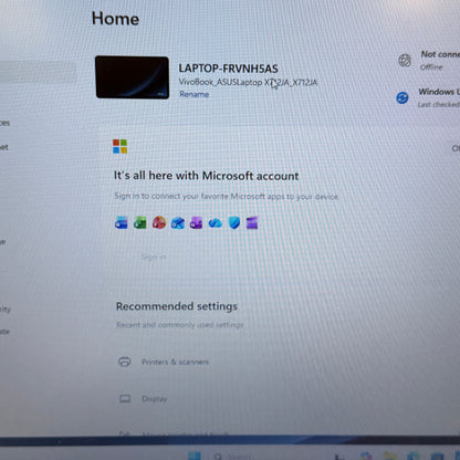 Asus Vivobook 17 X712J 17.3" i5-1035G1 1.0GHz 12GB RAM 1TB HDD