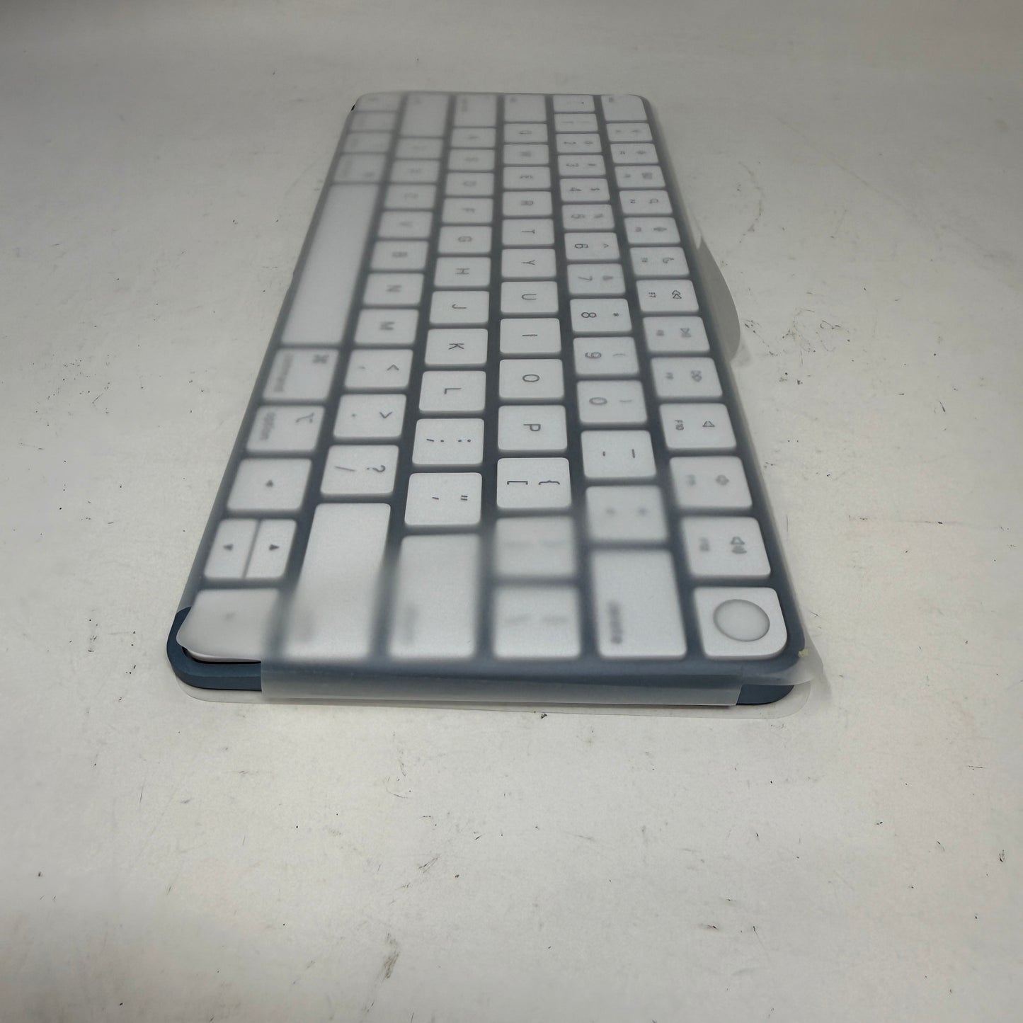 Apple 0.12 W Magic Keyboard (USB-C) with Touch ID A2449 White