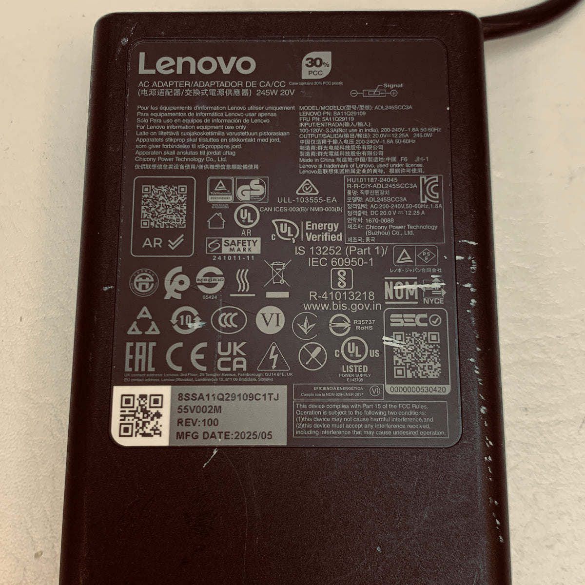 Lenovo legion 7 16IAX10 16" Core Ultra 9 275HX 2.7GHz 32GB RAM 1TB SSD GeForce 