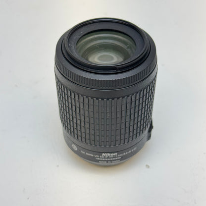 Nikon AF-S DX NIKKOR 55-200mm f/4.5-5.6 G ED Auto & Manual Lens F