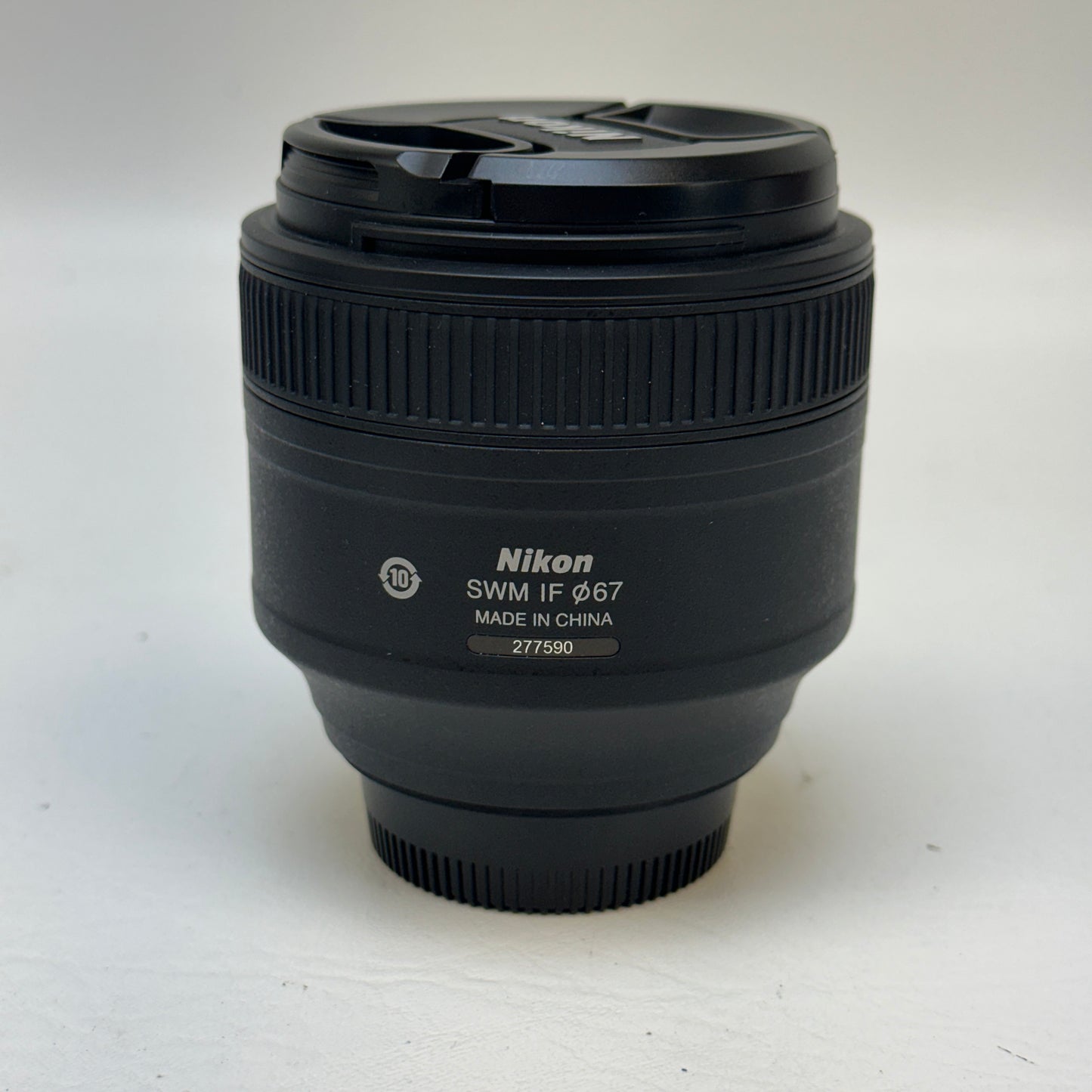 Nikon AF-S NIKKOR 85mm f/1.8 Auto & Manual Lens F