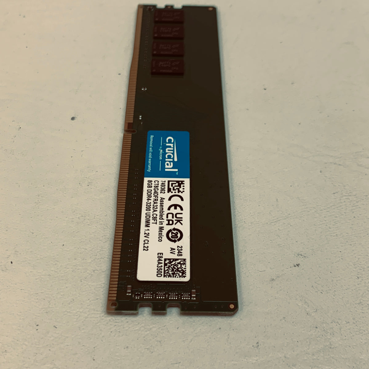 Crucial 8GB DDR4 3200MHz Desktop RAM UDIMM Memory Module CT8G4DFRA32A
