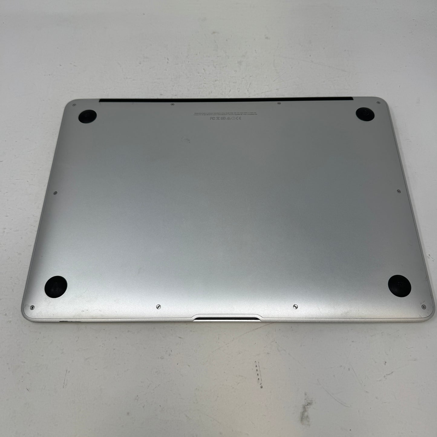 2017 Apple MacBook Air 13.3" i5 1.8GHz 4GB RAM 128GB SSD Silver A1466