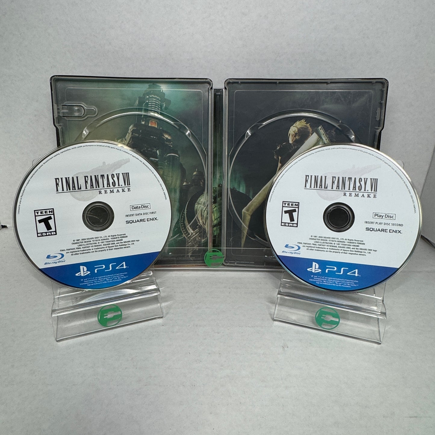 Final Fantasy VII Remake [Deluxe Edition] (Sony PlayStation 4 PS4, 2020)