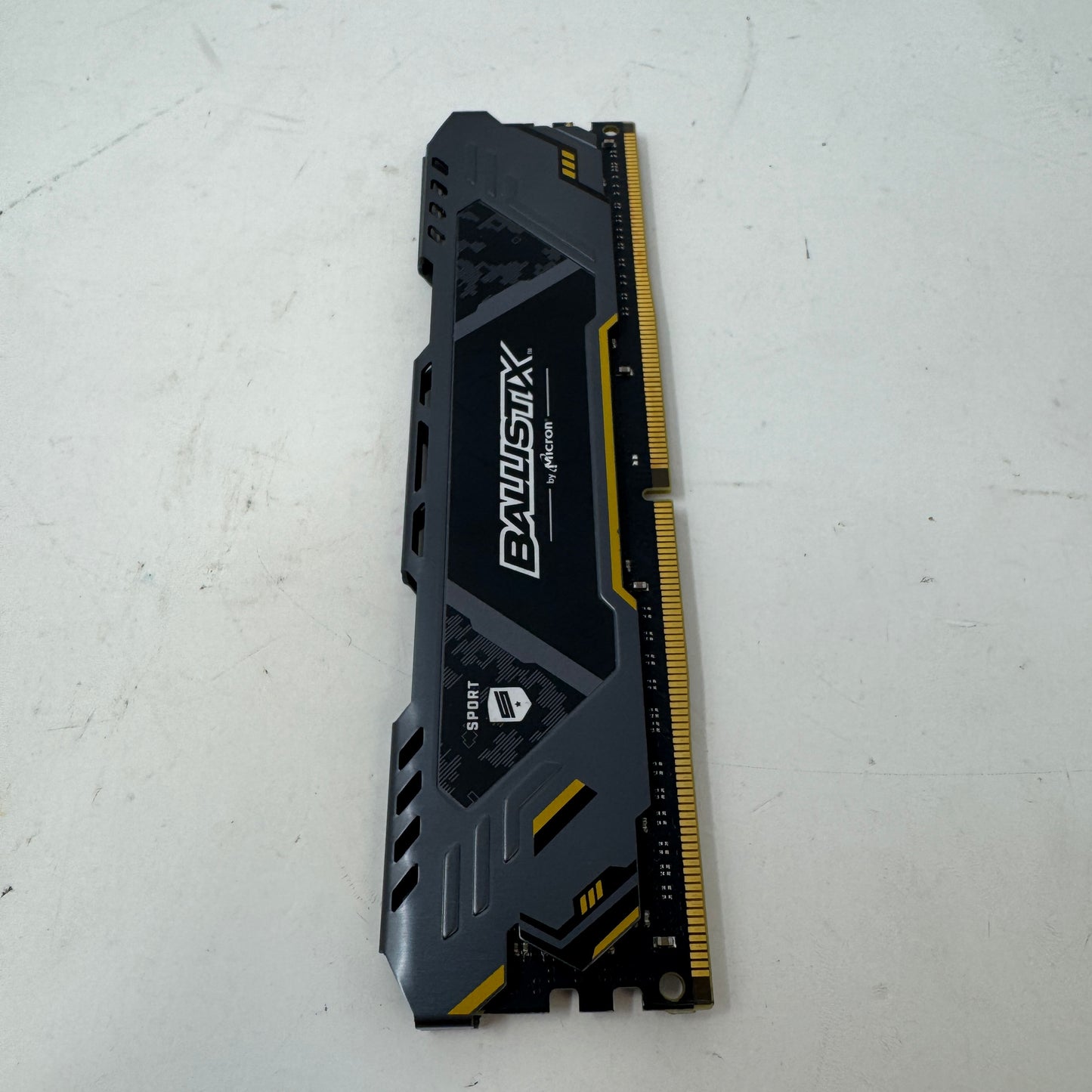 Ballistix Sport 16GB (1x16GB) RAM DDR4 3000MHz BLS16G4D30CEST-16FD