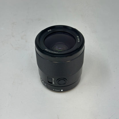 Sony FE 35mm f/1.8 E-mount Standard / Prime SEL35F18F Auto & Manual Lens