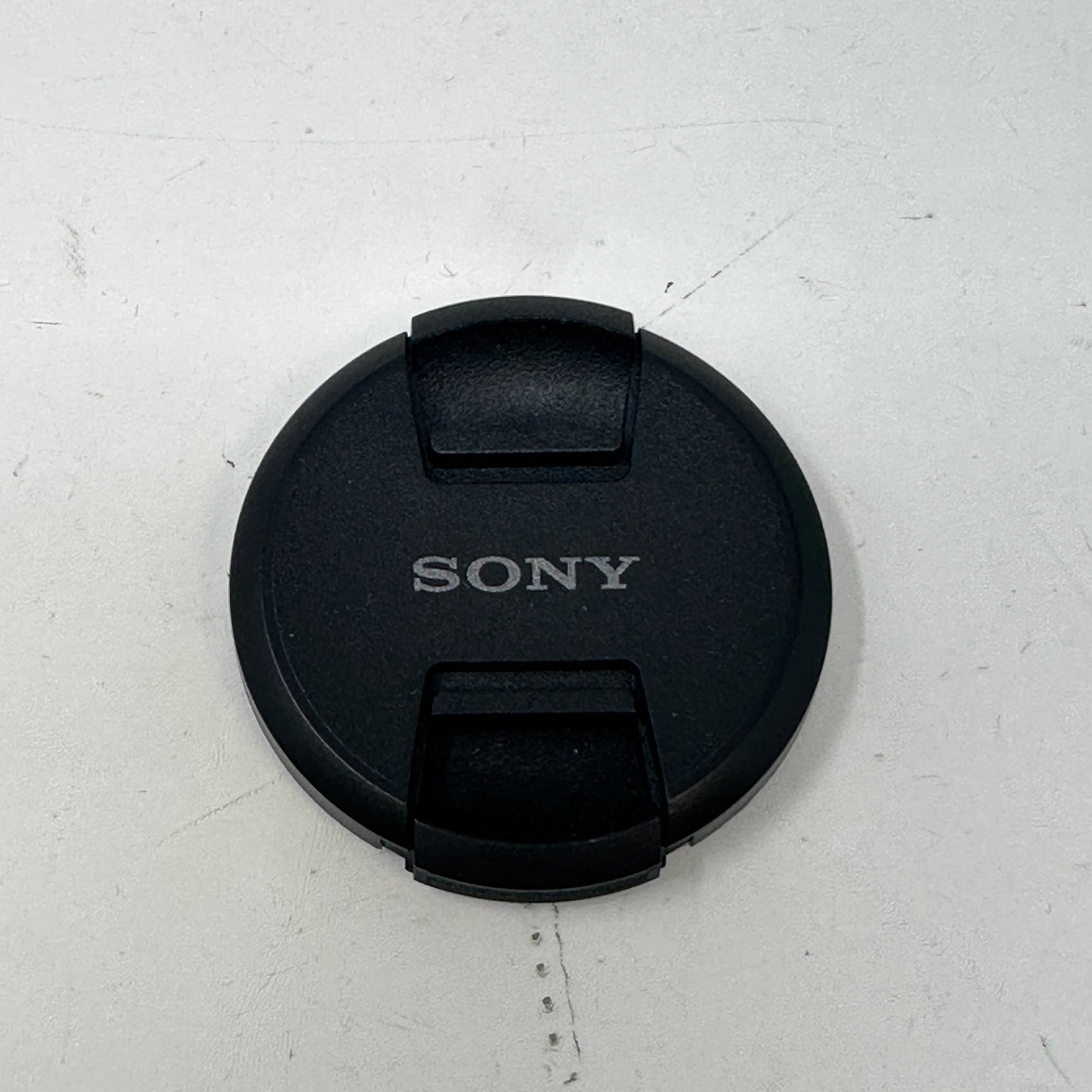 Sony FE 35mm f/1.8 E-mount Standard / Prime SEL35F18F Auto & Manual Lens