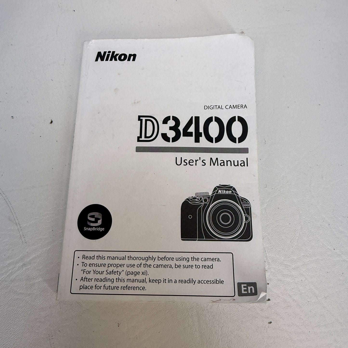 Nikon D3400 24.2MP Digital SLR DSLR Camera w/Nikon AF-P DX VR 18-55mm Lens