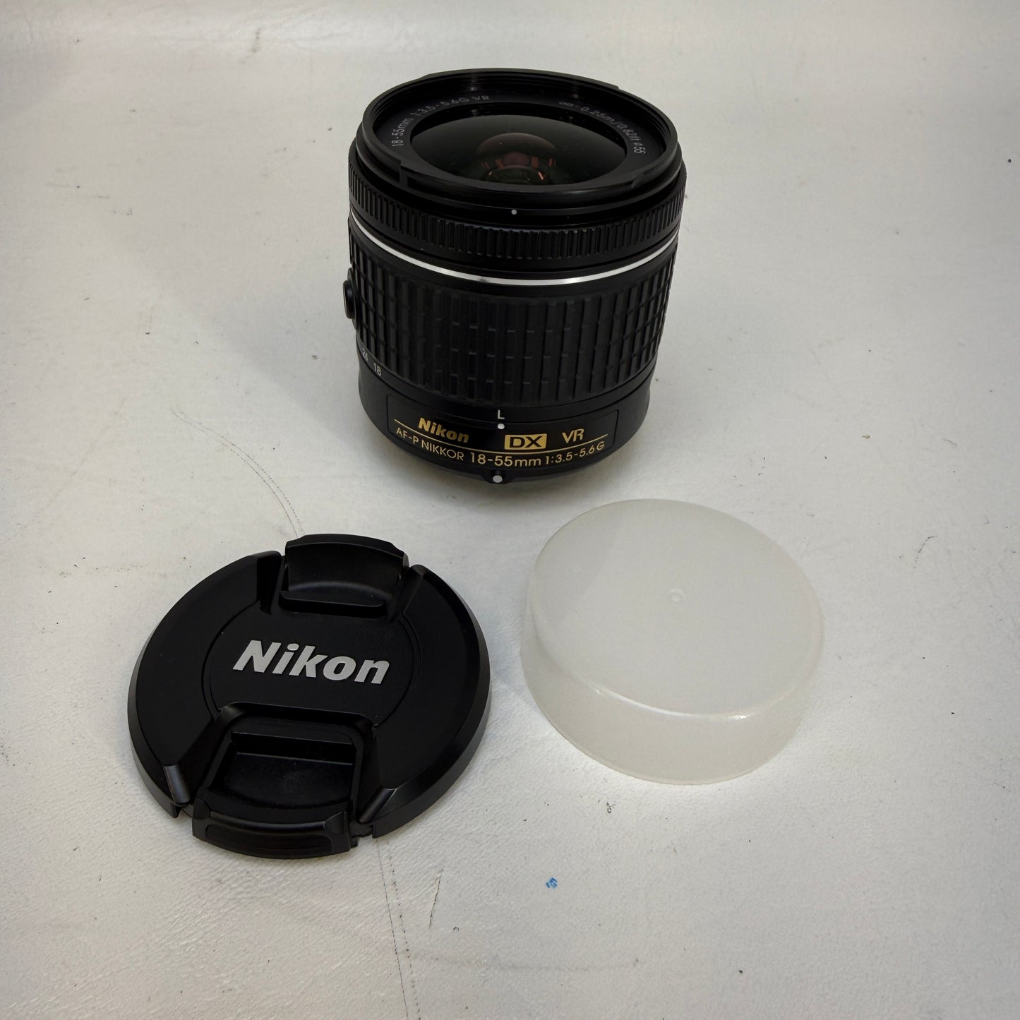 Nikon D3400 24.2MP Digital SLR DSLR Camera w/Nikon AF-P DX VR 18-55mm Lens