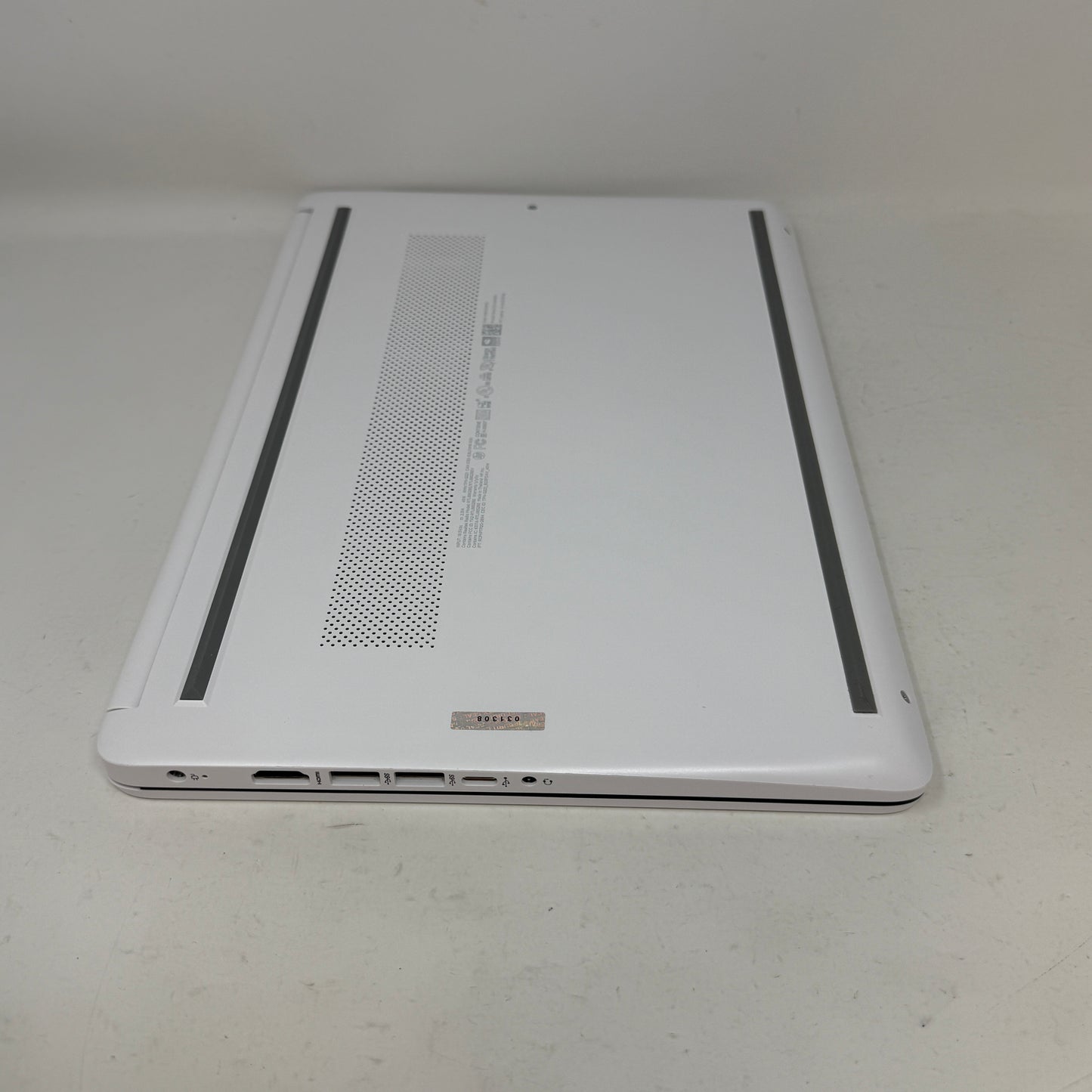 HP Laptop 14-DQ3000DX Celeron N4500 1.1GHz 4GB RAM 64GB SD