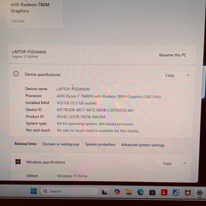 Lenovo Legion 5 15APH9 15.6" Ryzen 7 7840HS 3.8GHz 16GB RAM 512GB SSD GeForce 