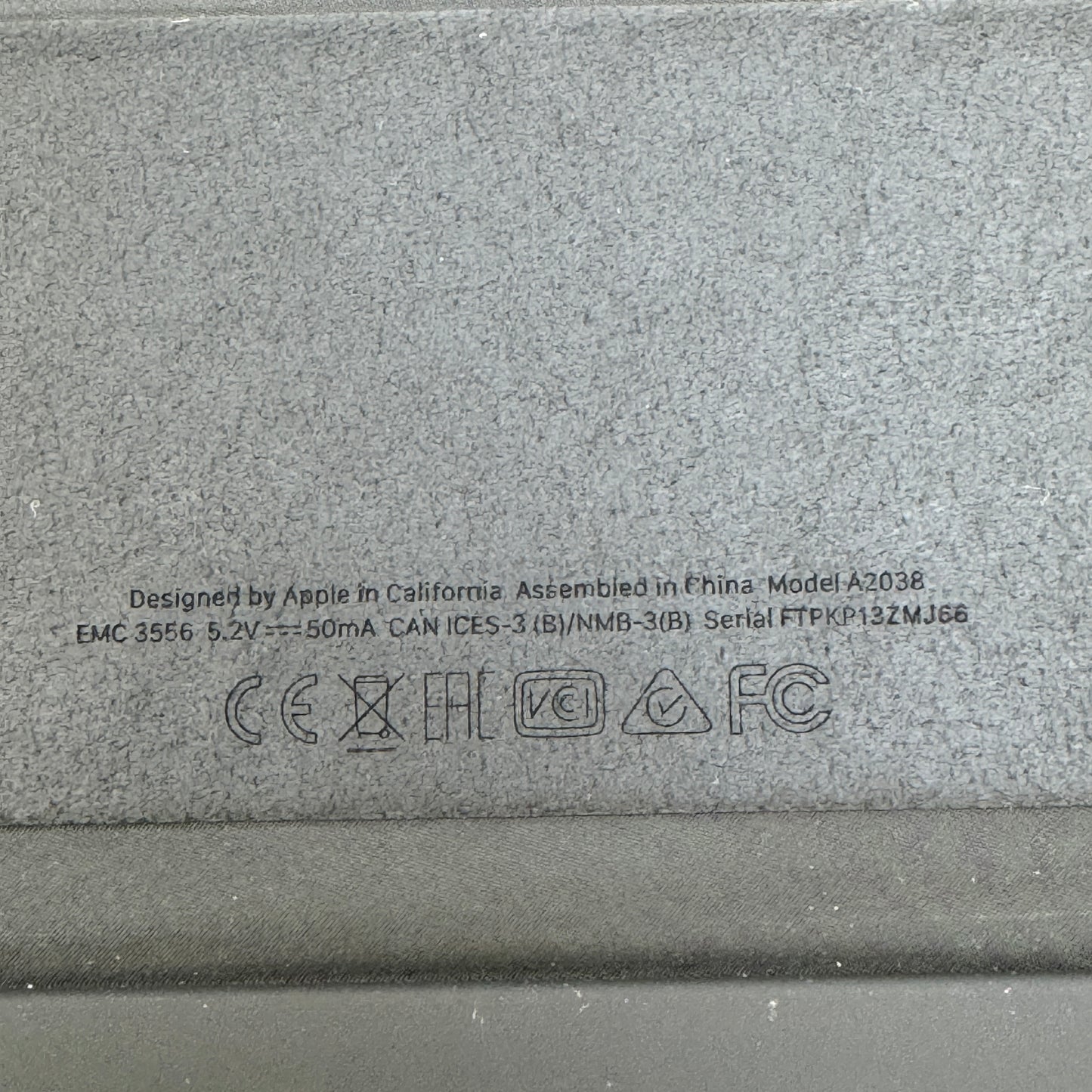 Apple Smart Keyboard Folio 11" Keyboard Folio Case Black A2038