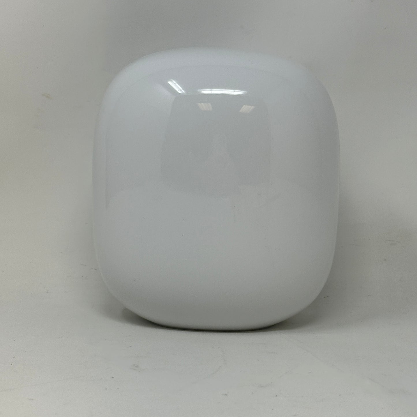 Google Nest Wifi Pro Tri Band WiFi 6E G6ZUC Mesh WiFi Router