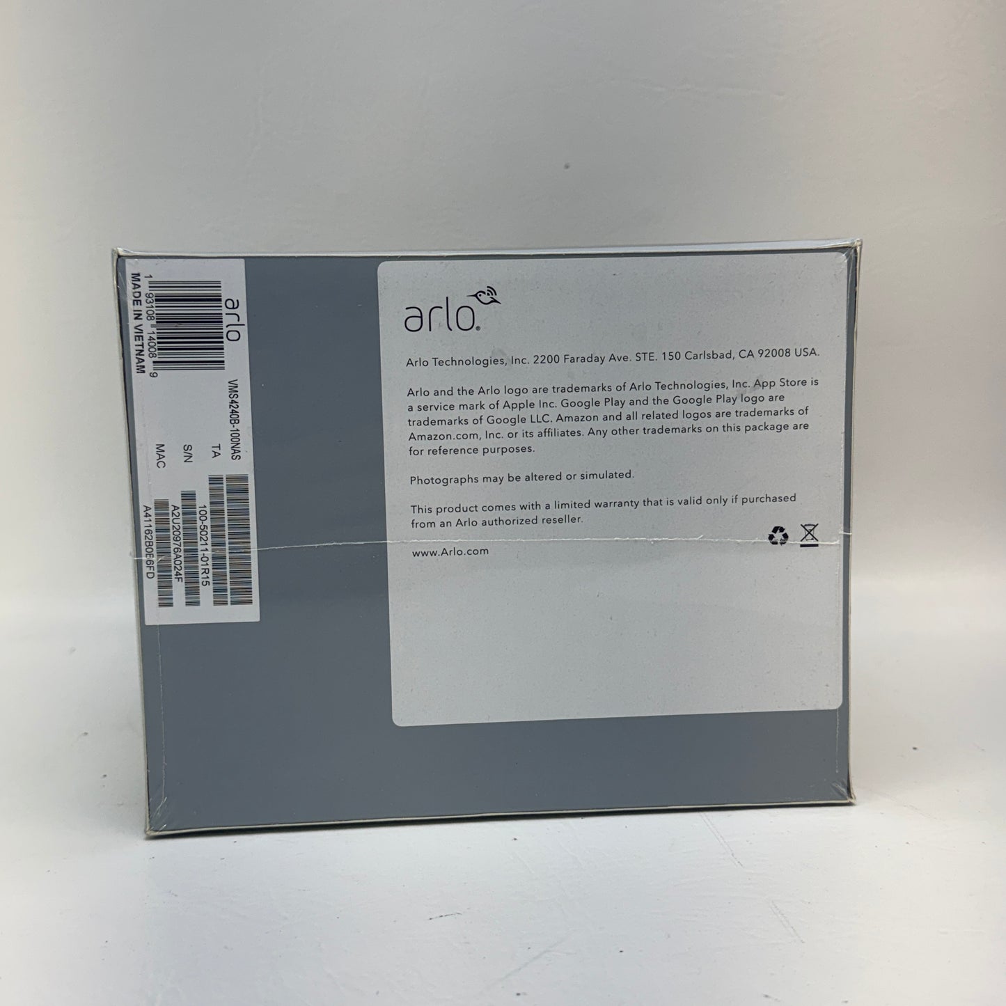 New Arlo Pro 3 VMS4240B-100NAS 2-Camera Security System 2K HDR Wireless Black
