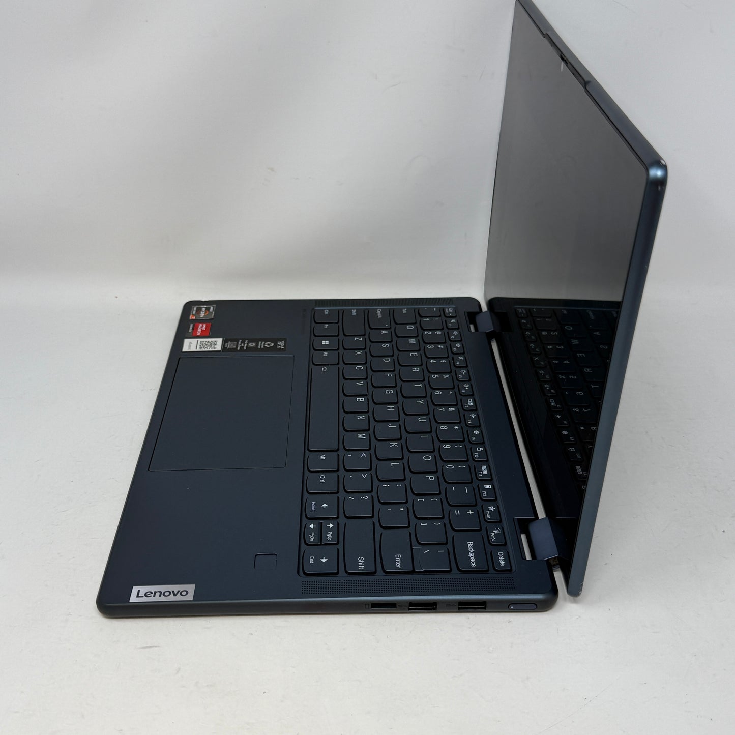 Lenovo Yoga 6 2-in-1 13ALC7 13.3" Ryzen 7 5700U 1.8GHz 16GB RAM 512GB SSD