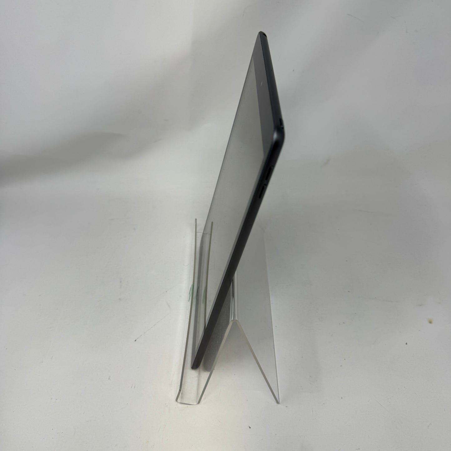 WiFi Only Apple iPad 9th Gen 256GB Space Gray MK2N3LL/A