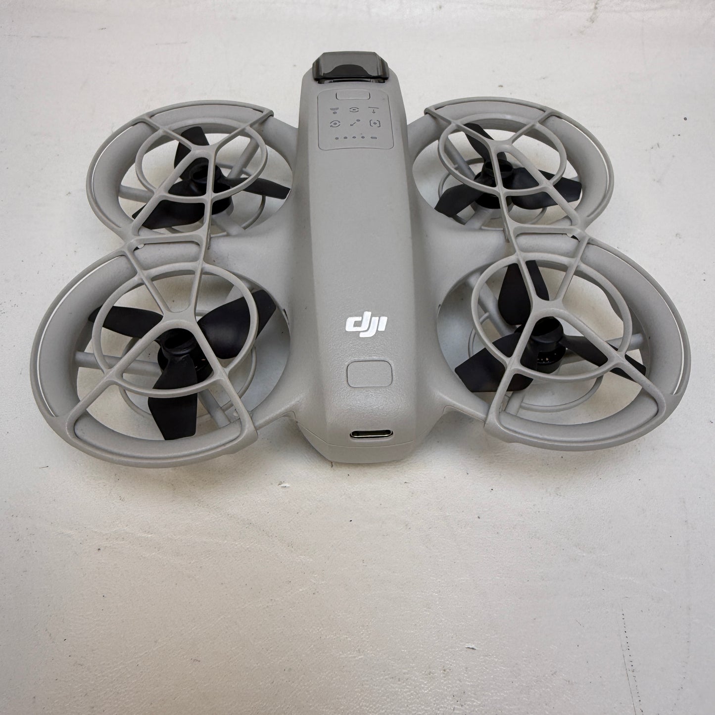 DJI Neo 4K Quadcopter Camera Drone DN1A0626