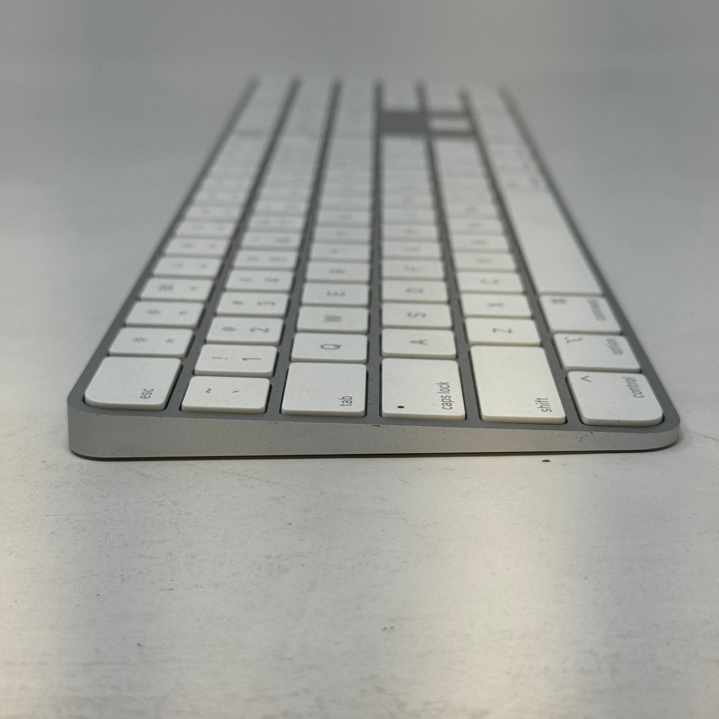 Apple Magic Keyboard 2 with Touch ID and Numeric Keypad A2520 White