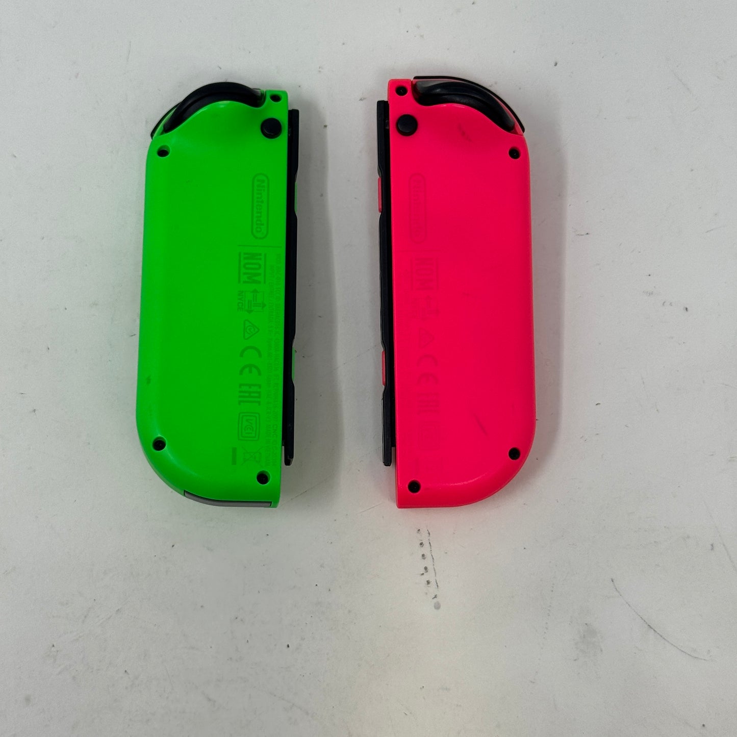 Nintendo Switch v2 Console Gaming System HAC-001(-01)  Red/Blue