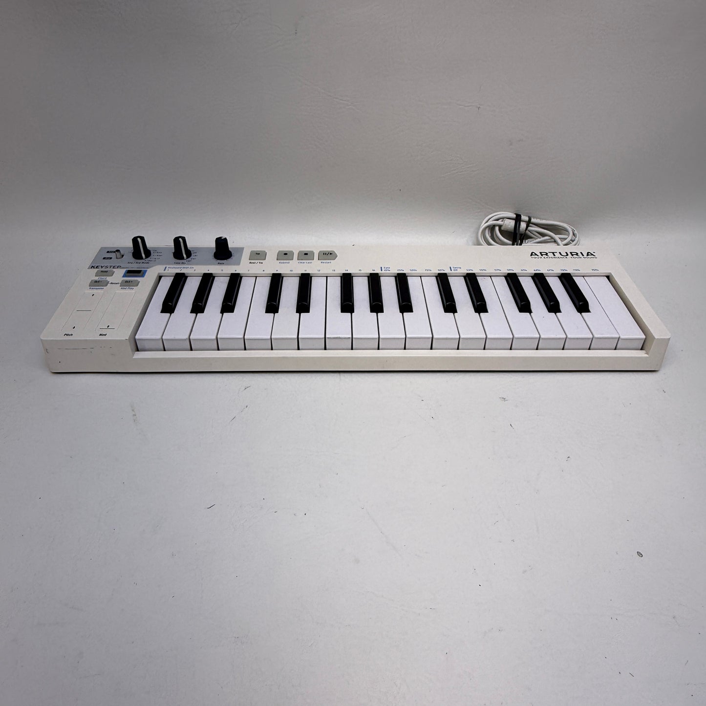 Arturia Keystep MIDI Keyboard Controller & Sequencer 