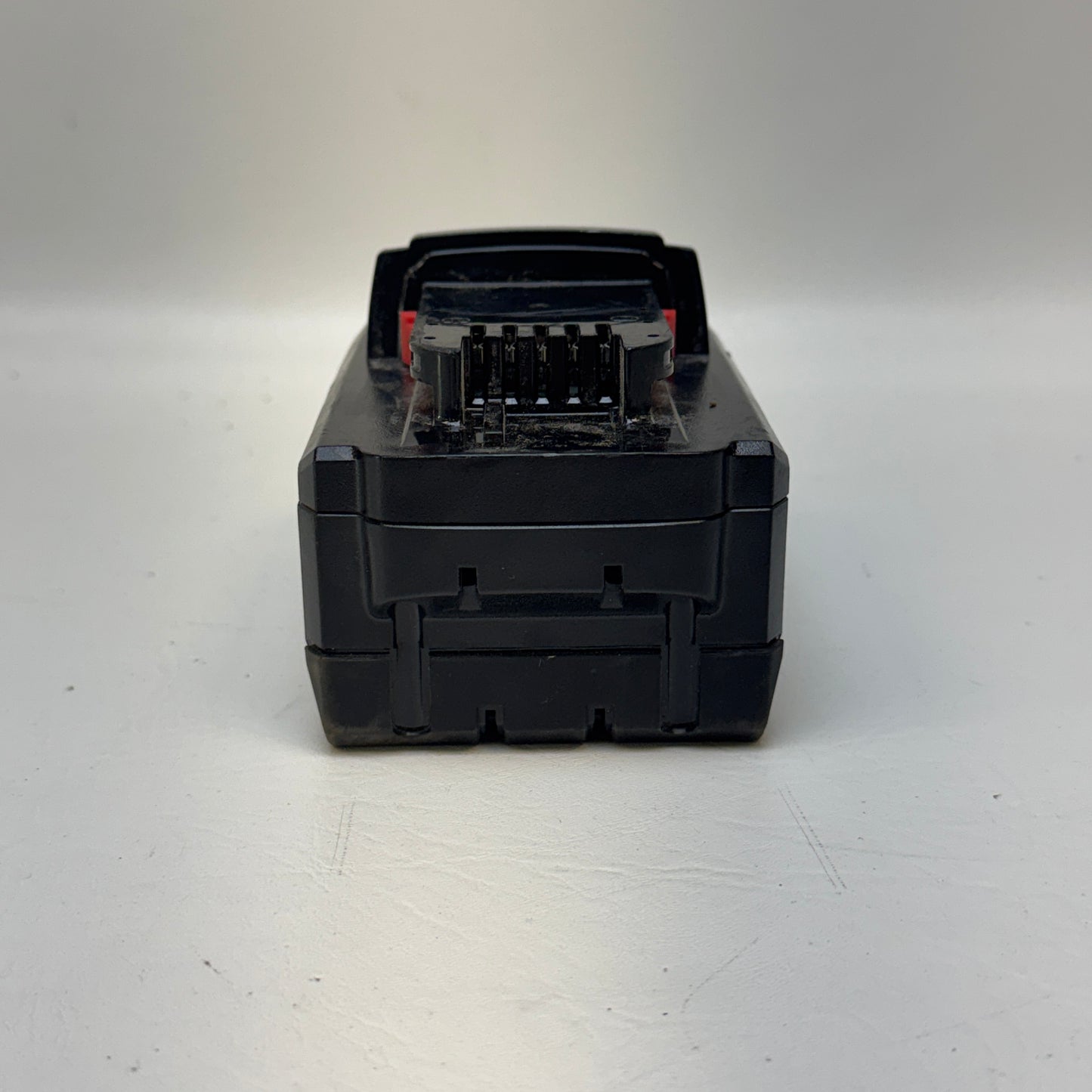 Milwaukee M18 REDLITHIUM HIGH OUTPUT XC 6.0 Ah Battery 48-11-1865 