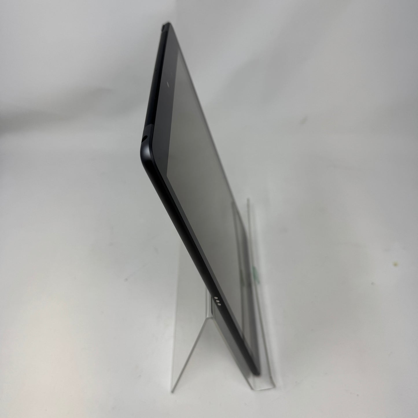Factory Unlocked Apple iPad 9th Gen 64GB Space Gray MK663LL/A