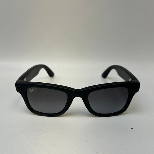 Ray-Ban Meta Wayfarer Gen 1 Matte Black Transitions RW4006 601S1M AI Smart Glasses