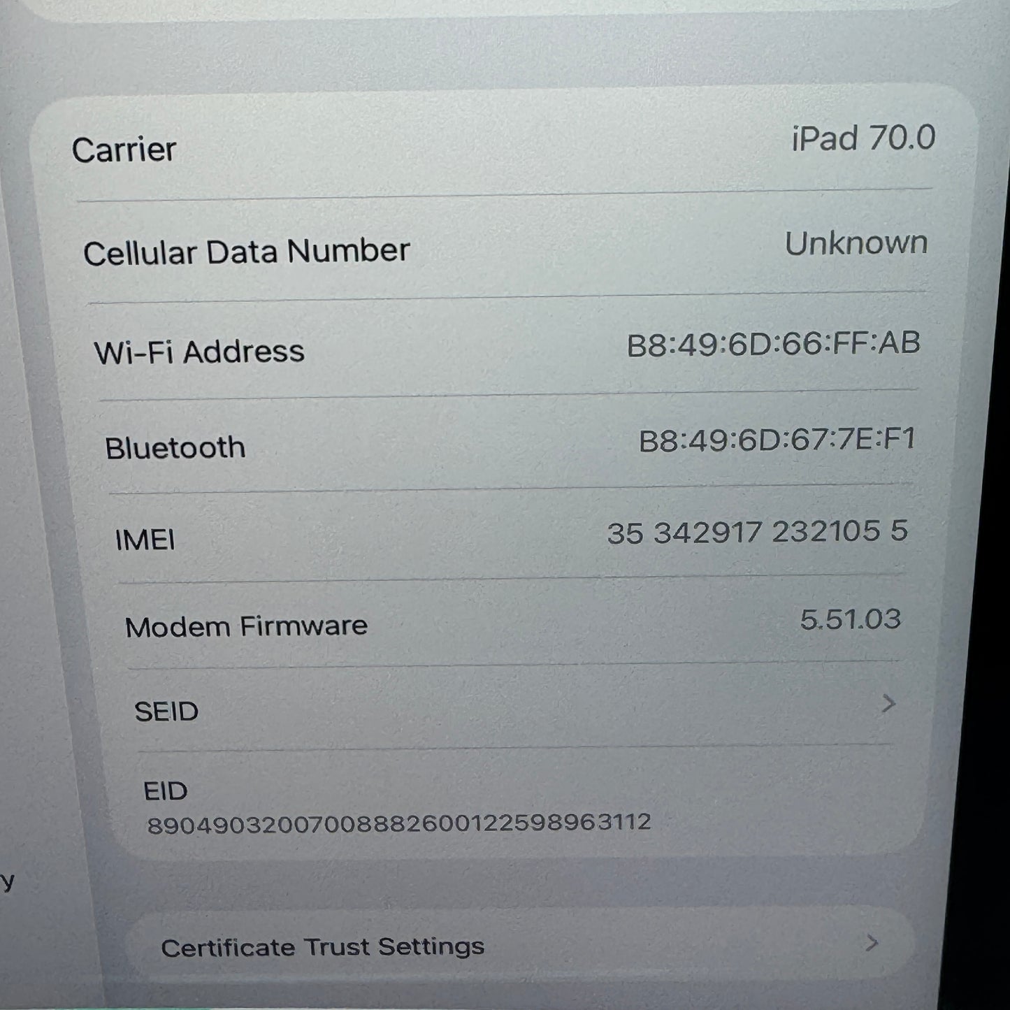 Factory Unlocked Apple iPad Air 5th Gen 64GB Space Gray MM6R3LL/A