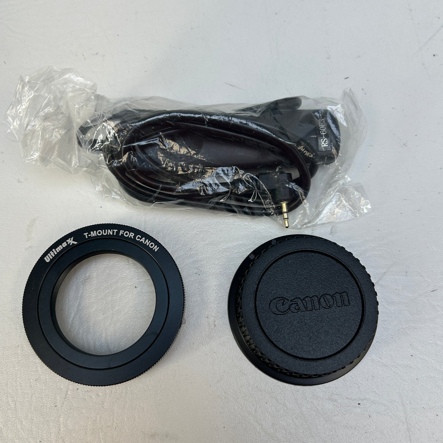 Canon EOS 4000D 18.0MP Digital SLR DSLR Camera w/Canon EF-S 18-55mm Lens