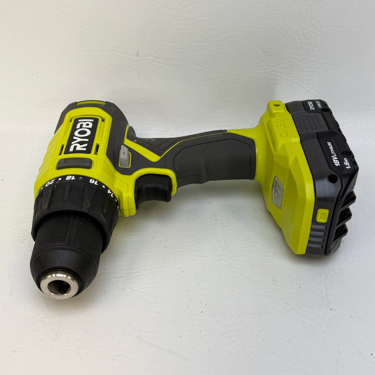 Ryobi 18V Cordless Drill Driver 1/2 Inch 1.5 Ah Battery PCL206
