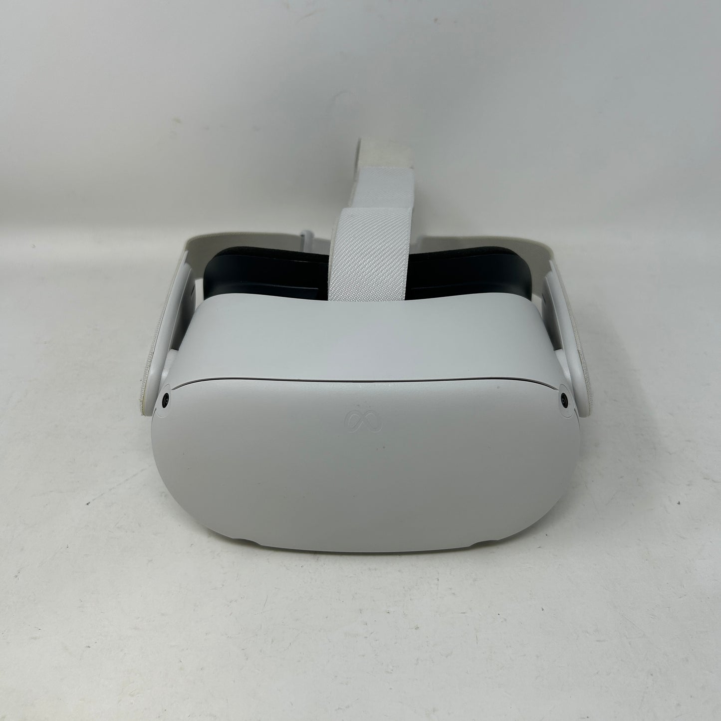 Meta Quest 2 64GB Standalone All-in-One VR Headset KW49CM