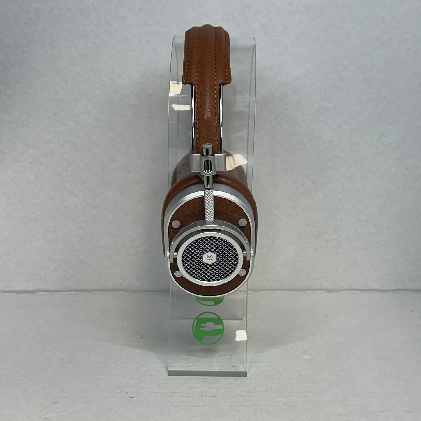 Master & Dynamic MH40 Over-Ear Headphones Brown/Silver Detachable Cable 3.5mm