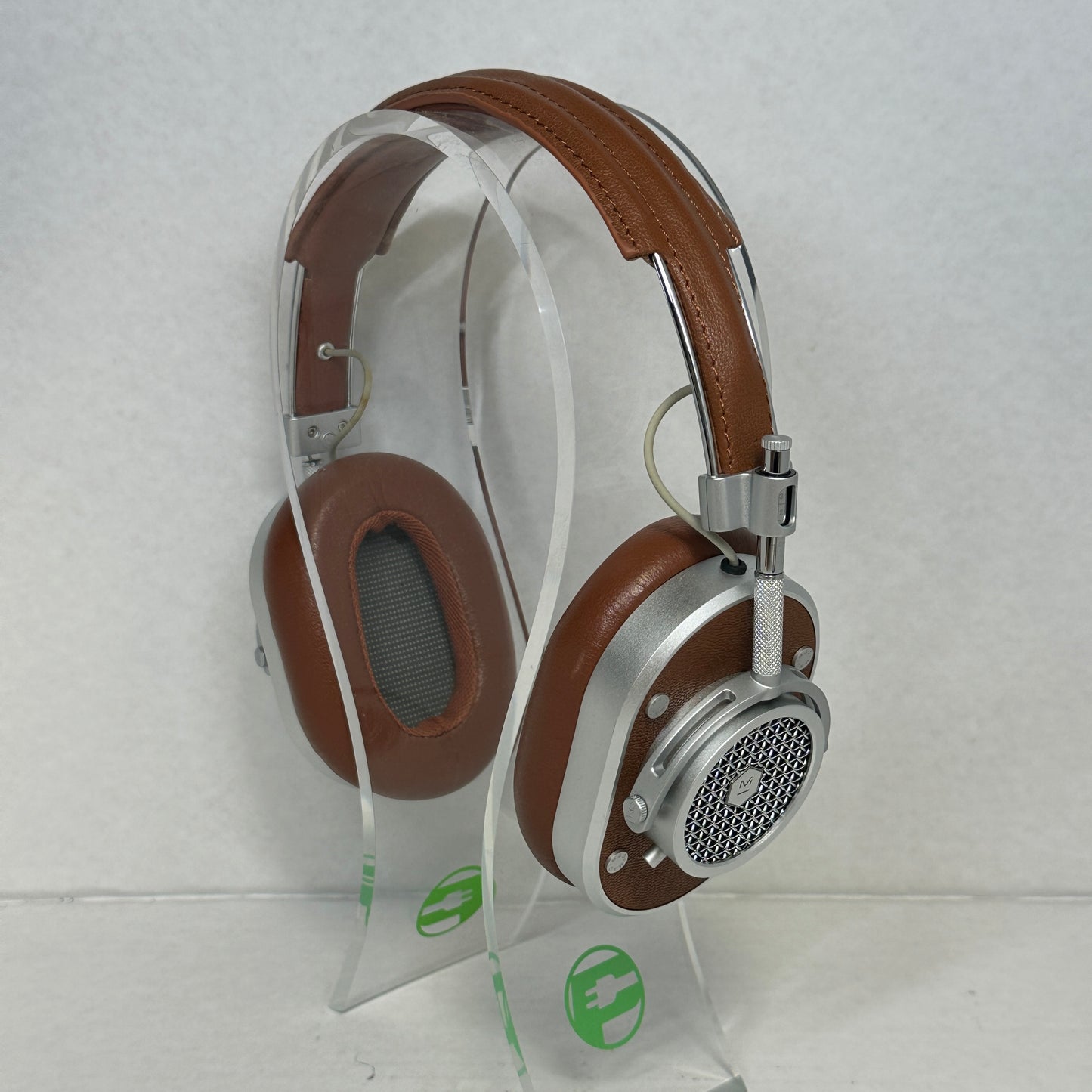 Master & Dynamic MH40 Over-Ear Headphones Brown/Silver Detachable Cable 3.5mm