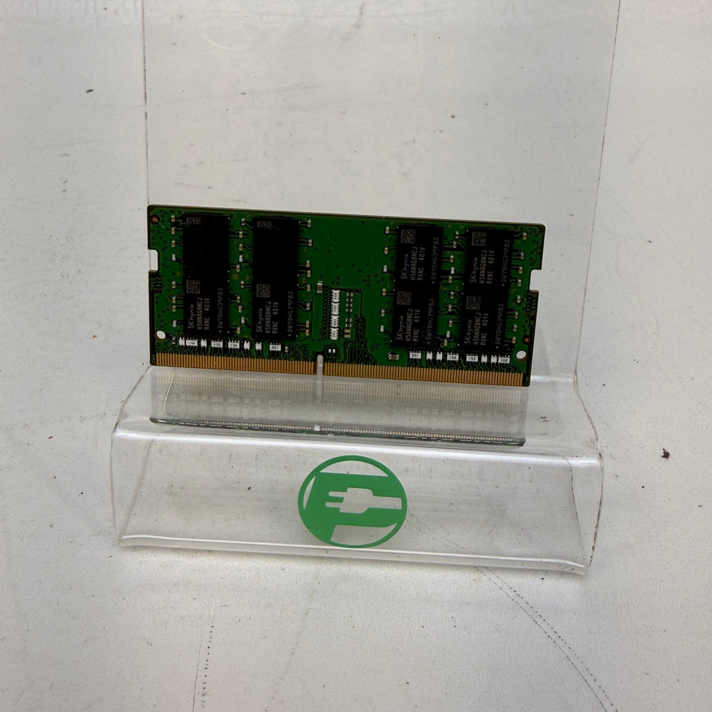 SK Hynix 2RX8PC43200AA 32GB (1x32GB) RAM DDR4 3200MHz HMAA4GS6CJR8N-XN