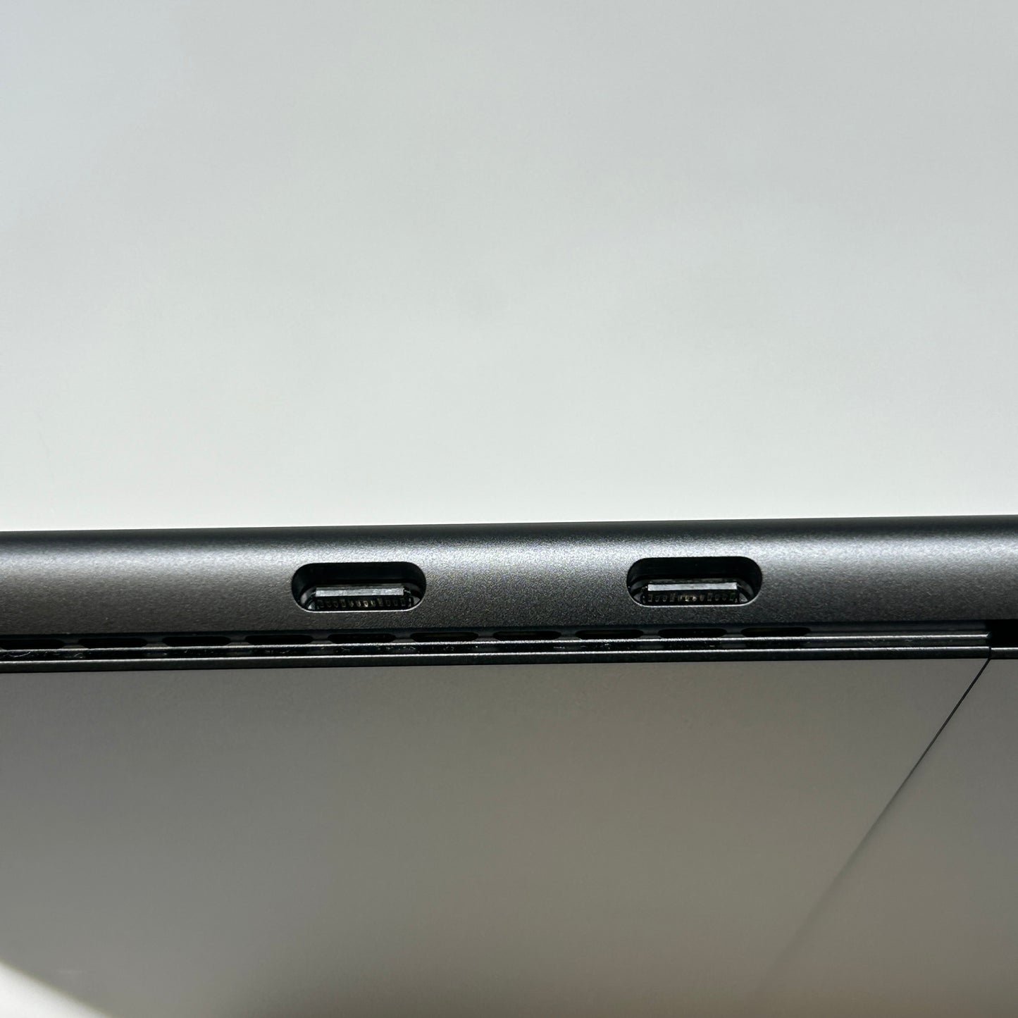 Microsoft Surface Pro 11 2076 13" Snapdragon X Elite 3.4GHz 16GB RAM 1TB SSD