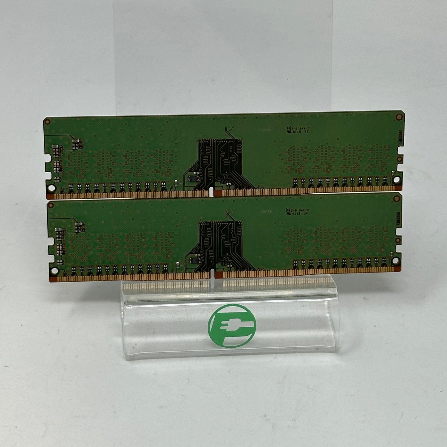 Micron  1RX8 PC4-2400T-UA2-11 16GB (2x8GB) RAM DDR4 2400MHz MTA8ATF1G64AZ-2G3E1