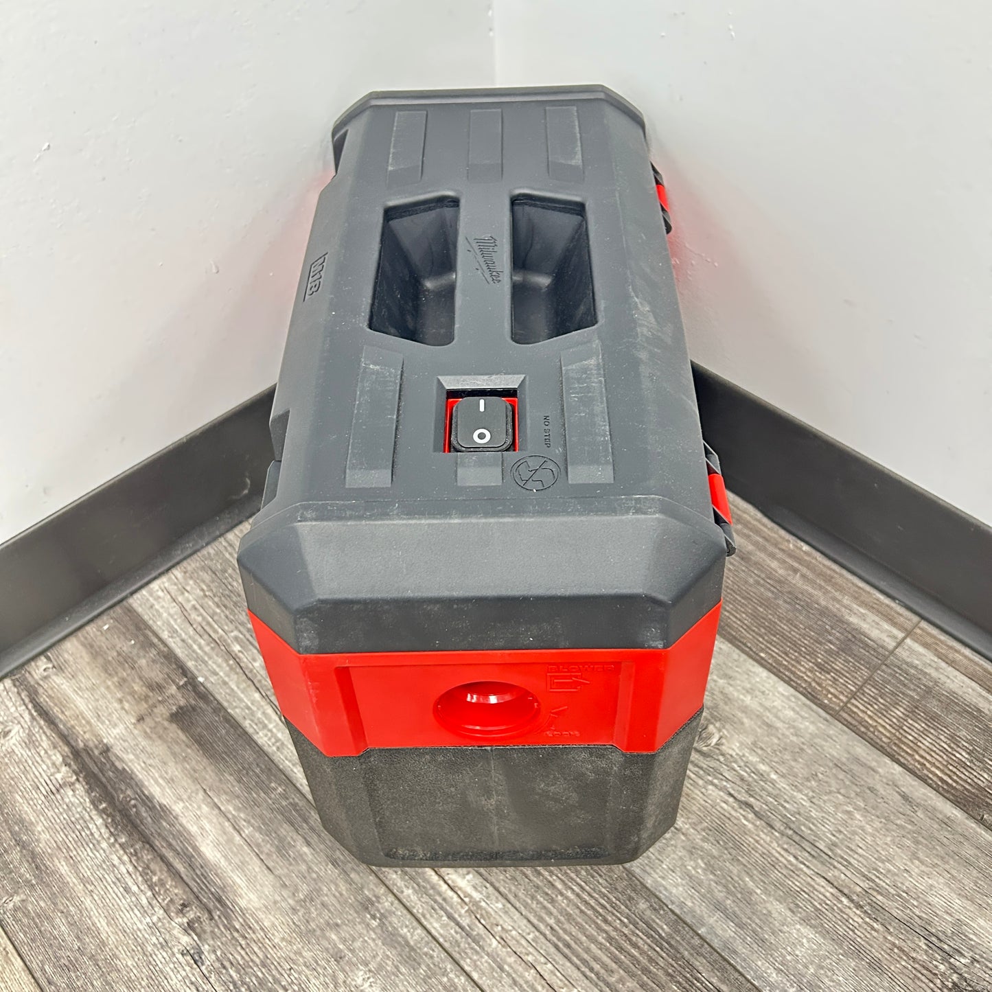 Milwaukee 0880-20 M18 18V Cordless Wet/Dry Vacuum