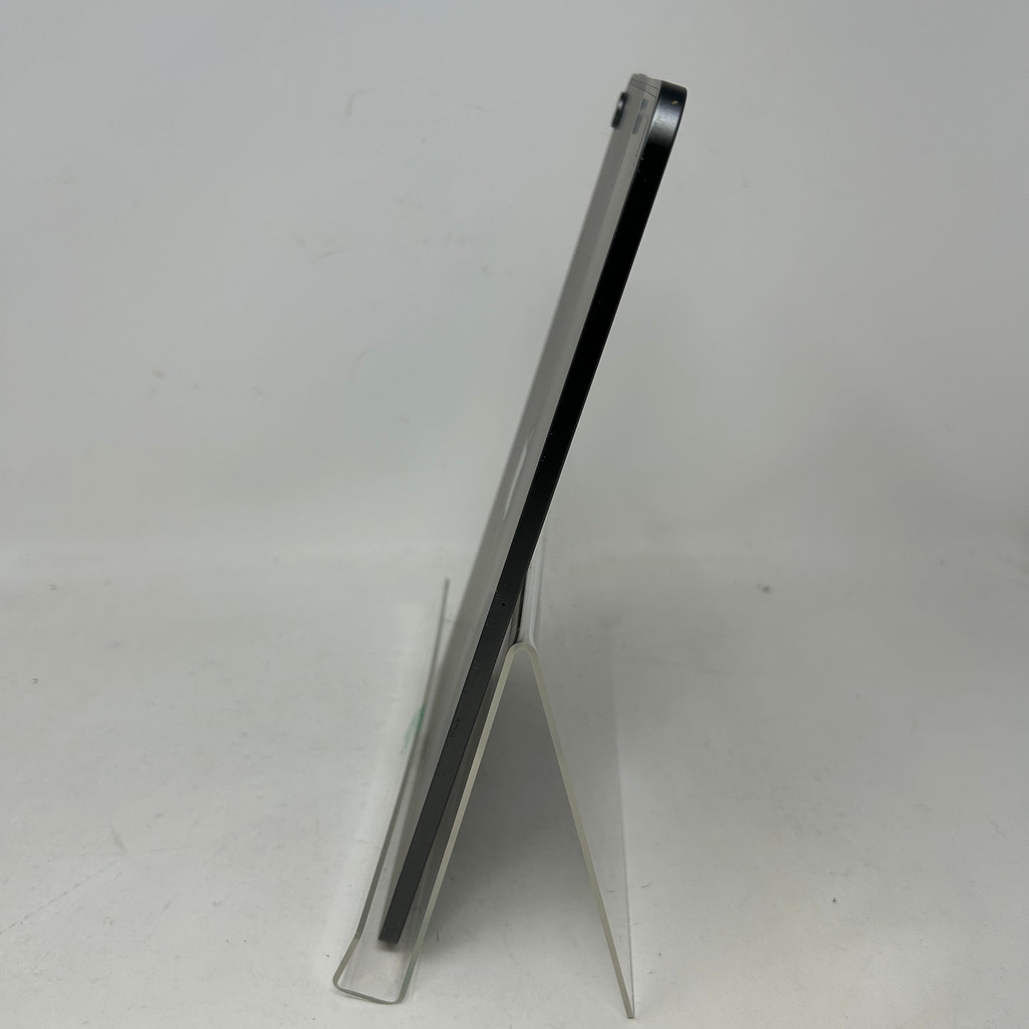 WiFi Only Apple iPad Pro 11" 1st Gen 64GB Space Gray MTXN2LL/A